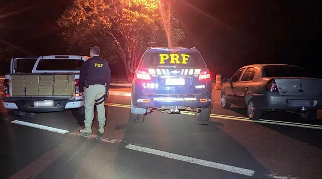 PRF apreende 1,5 toneladas de maconha e recupera camionete