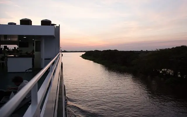Barco que afundou no Rio Paraguai não era para transporte turístico