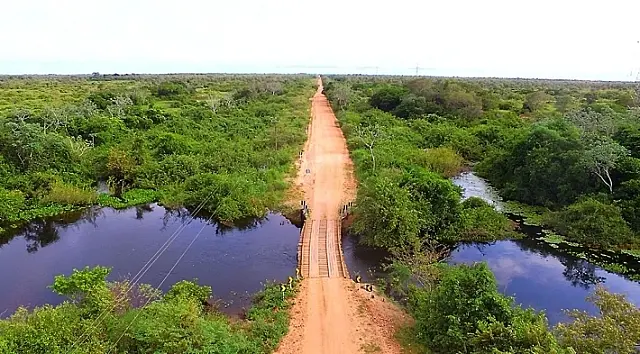 Estrada-Parque é desviada para recuperar ponte danificada pela cheia no Pantanal