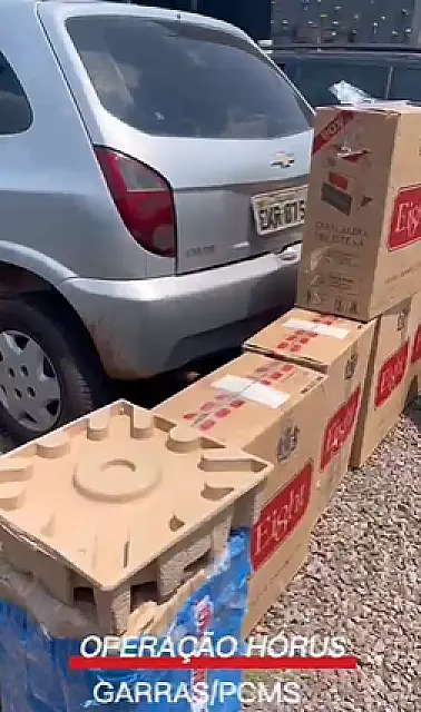 Polícia Civil apreende carros com cigarros contrabandeados avaliados em R$ 100 mil