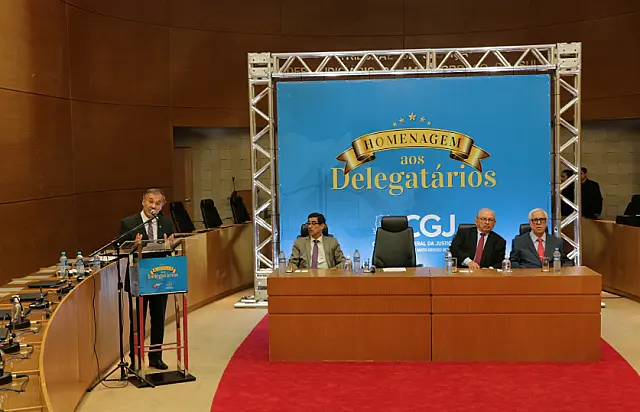 Delegatários recebem homenagem do Poder Judiciário