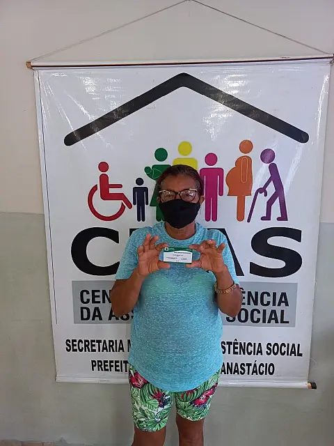 Idosos de Anastácio recebem Carteira de Passe Livre Intermunicipal