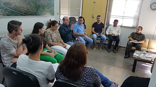 Coronavírus: Prefeito e autoridades decidem fechar comércio em Aquidauana