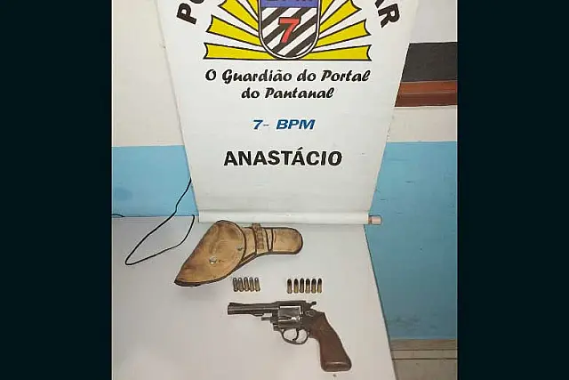 Homem é preso em Anastácio por porte irregular de arma de fogo