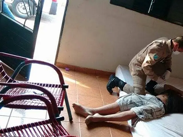 Homem é encontrado morto a pauladas dentro de residência