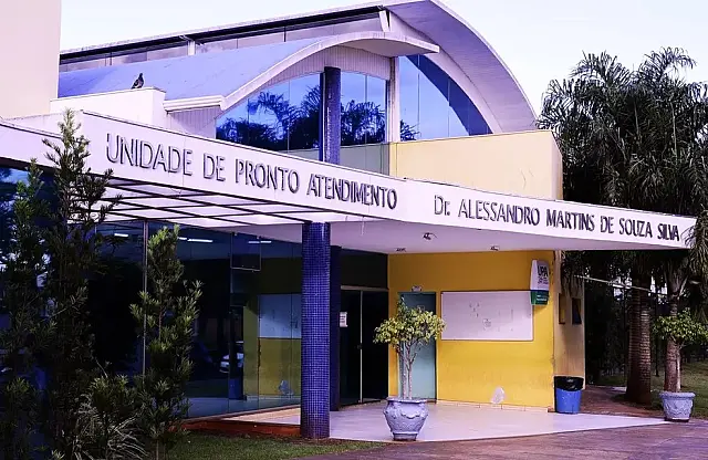 Pai é preso suspeito de dar vodca para filho de 12 anos