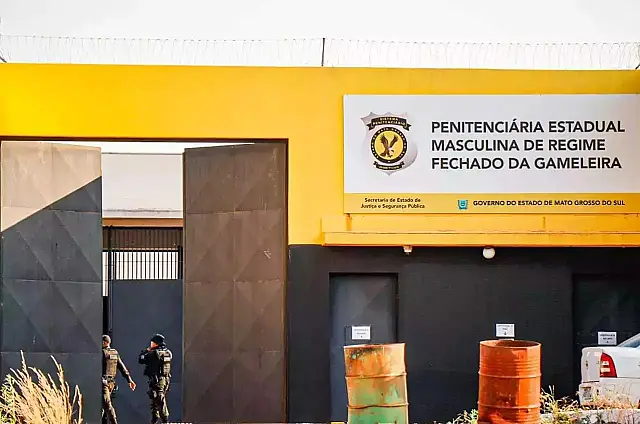 Greve de fome acaba e 'Supermáxima' passa por vistoria de corregedor