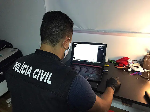 Polícia Civil faz operação contra pornografia infantil em MS