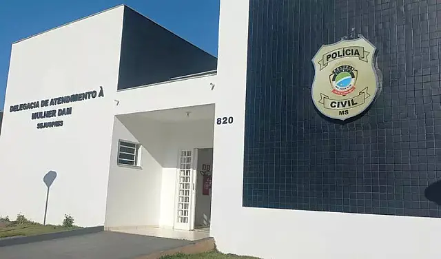 Homem é preso após tentar abusar de mulher trans no semiaberto de Dourados