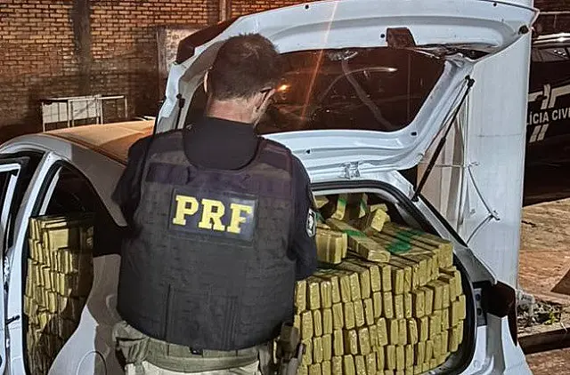 Motorista é preso com mais de 1,3 tonelada de maconha em Sidrolândia