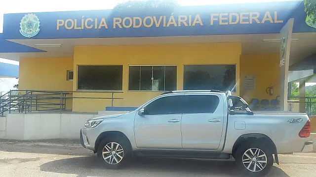 Caminhonete roubada em SP é recuperada na BR-262 a caminho da Bolívia