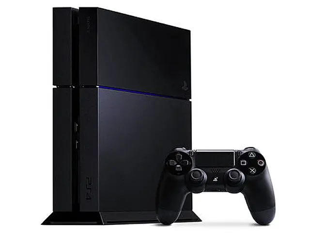 PlayStation 4 começa a ser vendido no Brasil por R$ 4.000