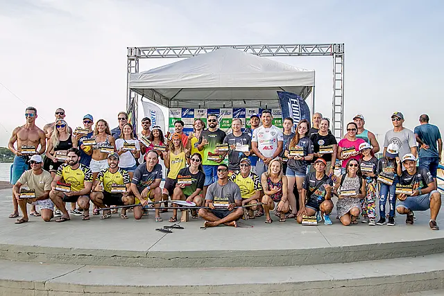 Atletas de Corumbá são destaque nacional no Circuito de Stand Up Paddle