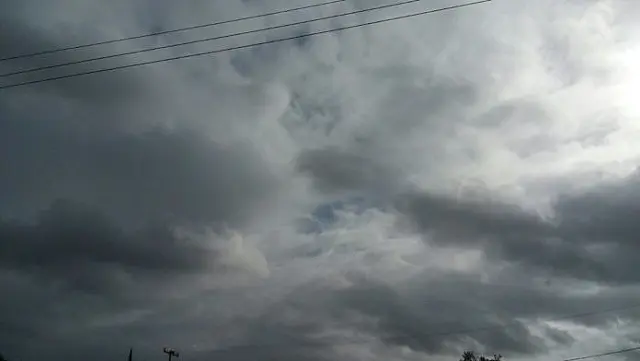 Sábado nublado e chuvoso durante todo dia em Aquidauana e região