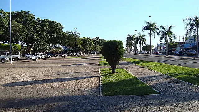 Presos farão limpeza e conservação de espaços públicos em Jardim