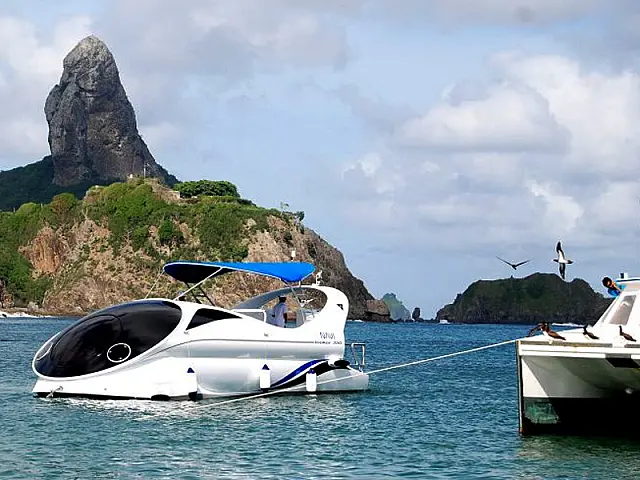 Veja o mar com outros olhos através da Navi em Fernando de Noronha