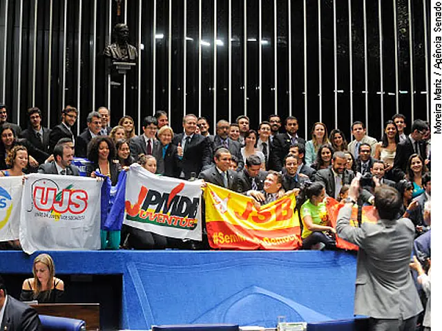 Senado aprova Estatuto da Juventude