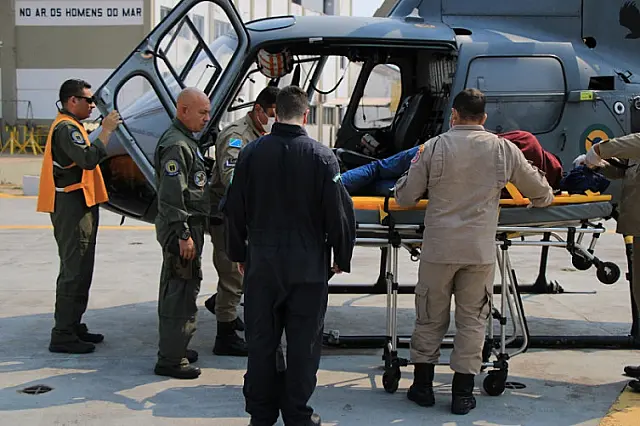 Jovem cai de cavalo e é resgatado por helicóptero da Marinha em Corumbá