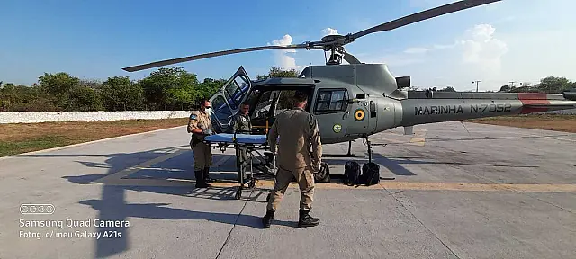 Funcionário de fazenda no Pantanal é socorrido de helicóptero após queda