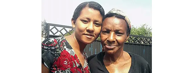 Cuidada pelos padrinhos, moradora em Anastácio quer rever família