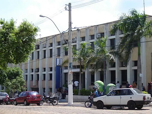 Salários de até R$ 5 mil e vagas em Aquidauana: concurso da UFMS abre inscrições