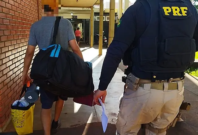 Homem é preso pelo transporte de 3,1 toneladas de maconha