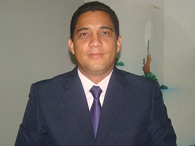 Vereador Montana presta homenagem à família de William Carpejani