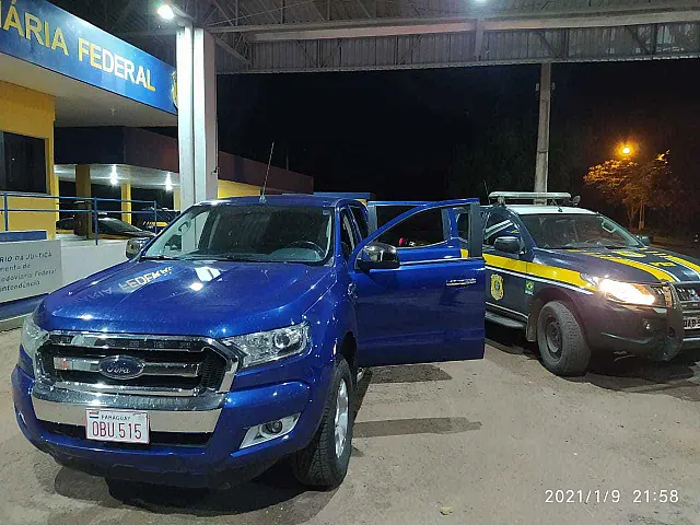 Caminhonete roubada na Argentina é recuperada na BR-262, em Miranda