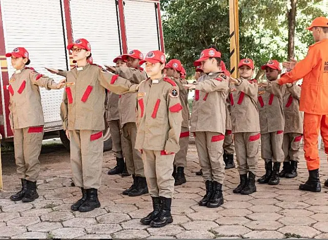 Anastácio abre vagas para projeto "Bombeiros do Amanhã"