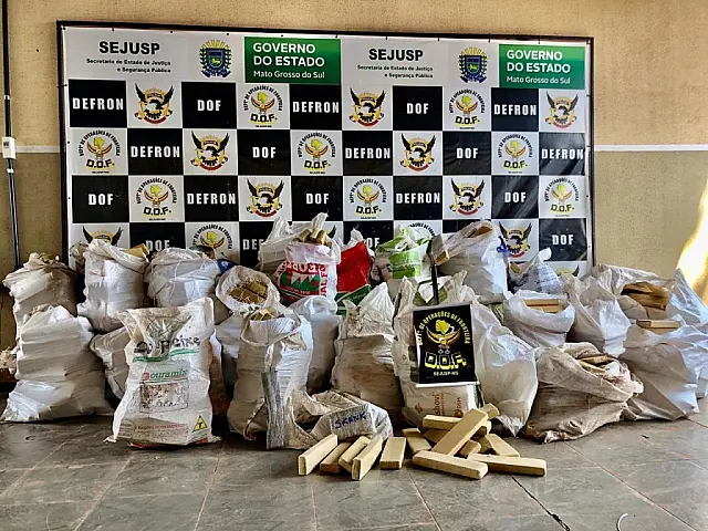Operação Hórus: DOF apreende Hilux com 1,5 tonelada de maconha