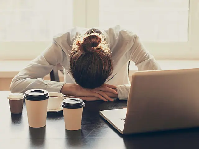 Excesso de sono durante o dia pode ser sinal de alerta