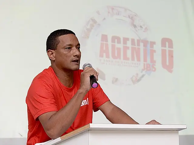Frigorífico JBS de Anastácio realiza programa 'Agente Q'