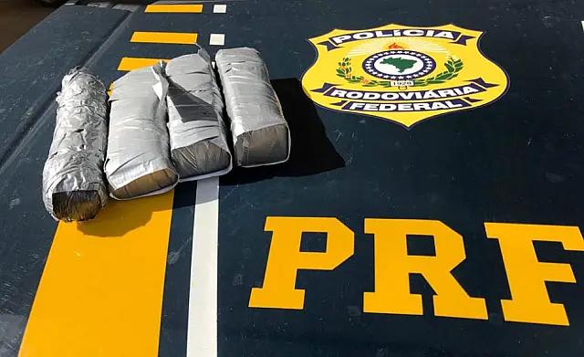 Cadeirante é flagrado com cocaína em veículo adaptado