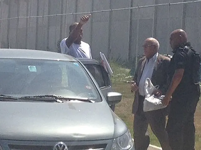 Ator preso por engano é solto no RJ depois de passar 16 dias na cadeia