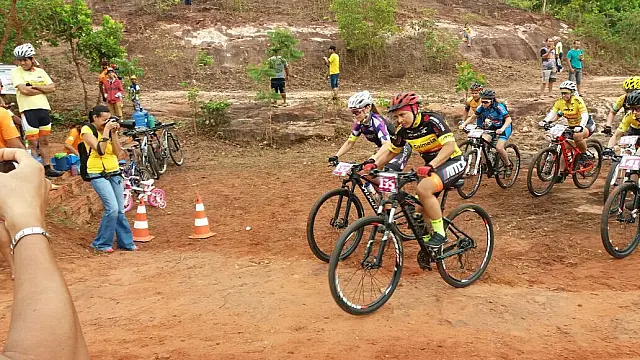Aquidauana e Anastácio vão ao pódio no ciclismo