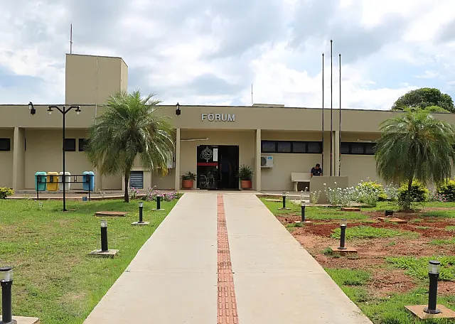 Jardim busca estagiário de Direito