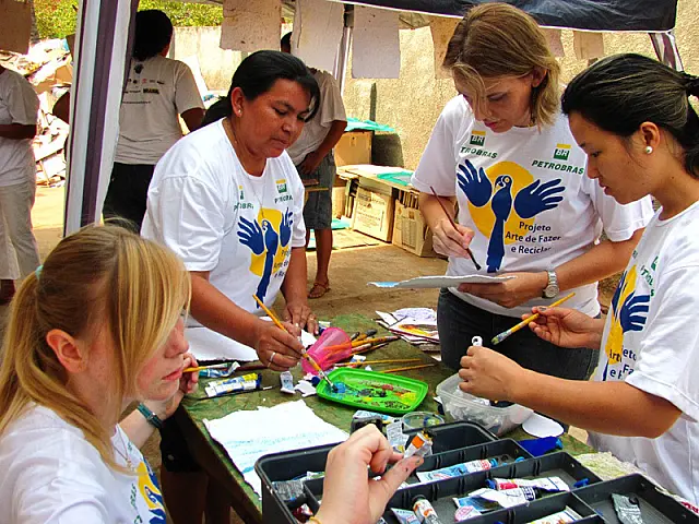 Projeto Arte de Fazer e Reciclar concorre ao Prêmio Anu