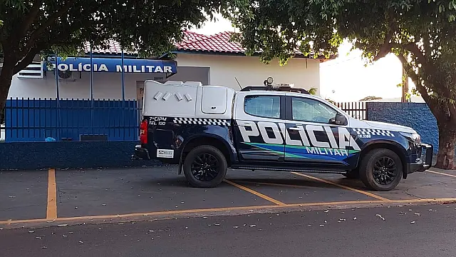 Homem ameaça mãe e irmão deficiente visual