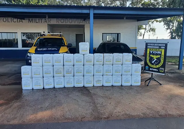 Policiais apreendem 700 litros de agrotóxico contrabandeado