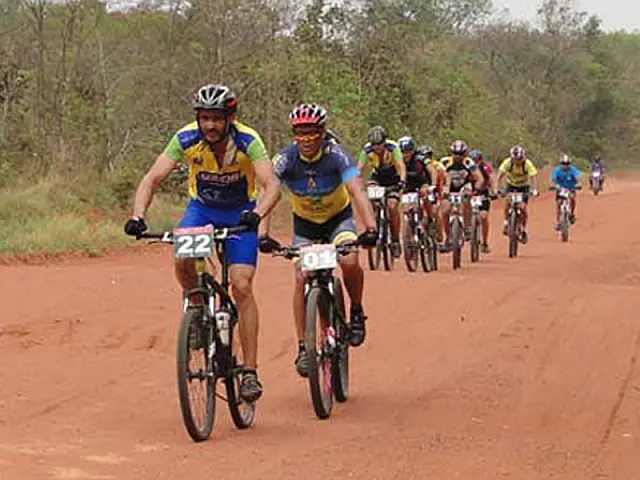 Ciclistas anastacianos se destacam em etapa do Campeonato Estadual de MTB Maratona