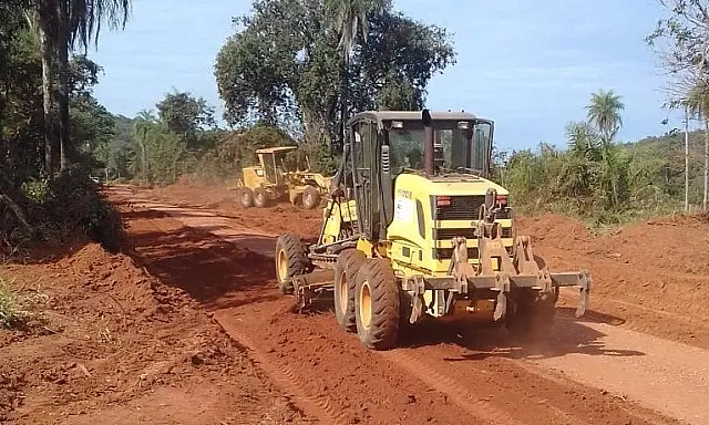 Tem início encascalhamento da rodovia MS-345, em Bonito