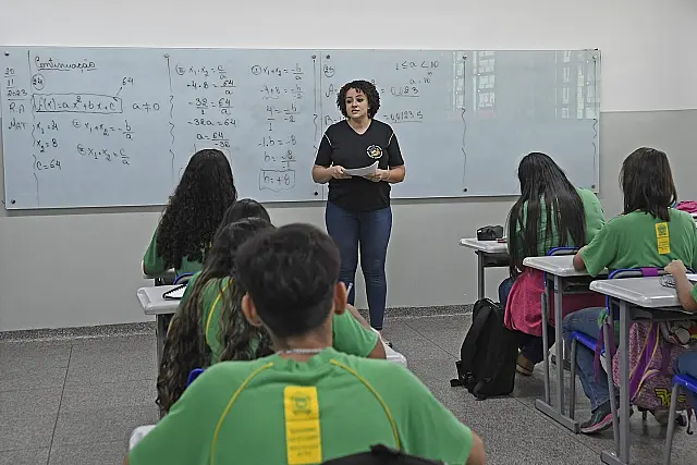 Pé-de-Meia: pagamento a estudantes começa nesta segunda-feira