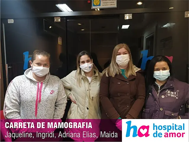 Equipes de saúde agradecem atendimento da carreta do Hospital do Amor