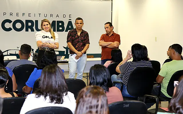 Prefeito de Corumbá empossa 31 aprovados em concurso