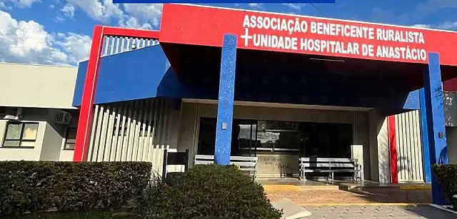 Revitalização da fachada marca nova etapa de melhorias no Hospital de Anastácio