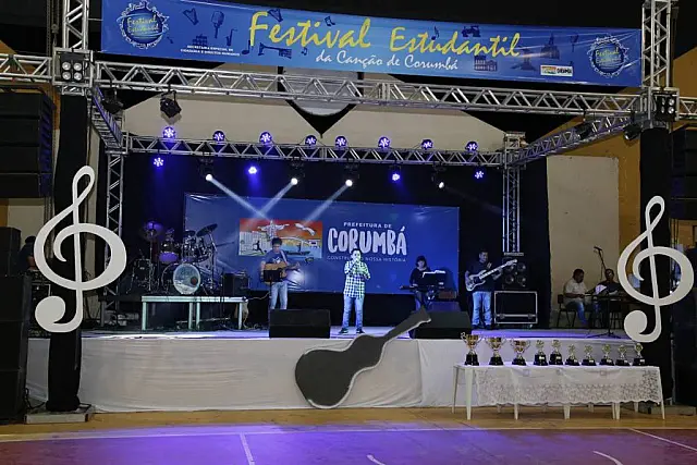 Corumbá realiza Festival Estudantil da Canção