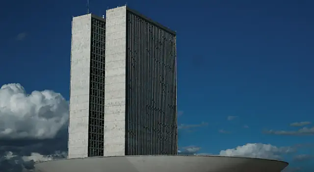 Câmara dos Deputados autoriza novo concurso público para efetivos