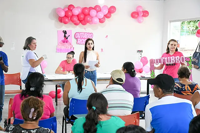 Outubro Rosa: Pacientes recebem orientações sobre saúde da mulher na ESF JAM