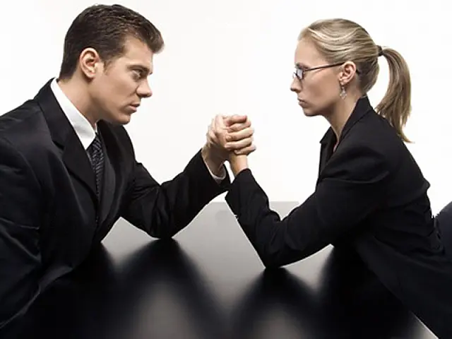 IBGE: diferença salarial entre homens e mulheres cresceu em 2010
