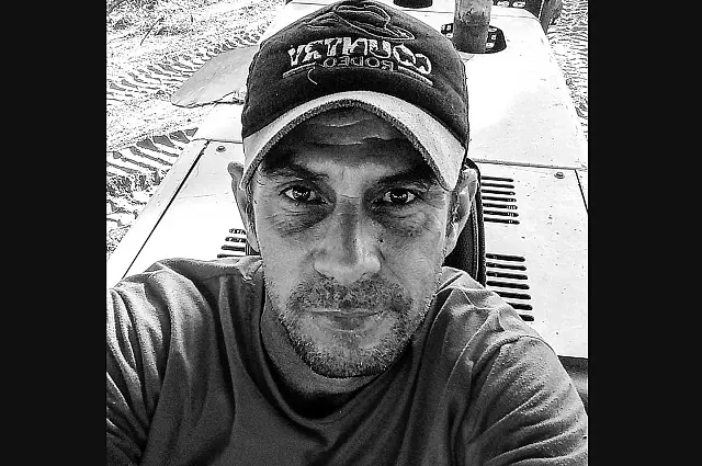 Motociclista que bateu em caminhonete na MS-419 morre no hospital